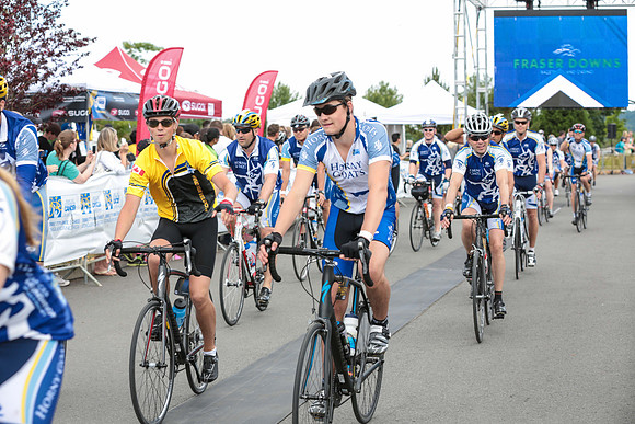 FINISH LINE - 2013 RTCC – Ron Sombilon Photography Team-372