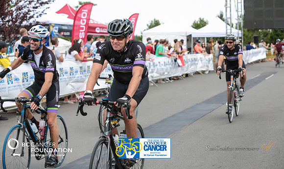 FINISH LINE - 2013 RTCC – Ron Sombilon Photography Team-178-