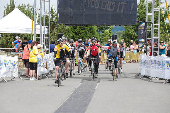 FINISH LINE - 2013 RTCC – Ron Sombilon Photography Team-431