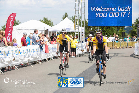 FINISH LINE - 2013 RTCC – Ron Sombilon Photography Team-213-