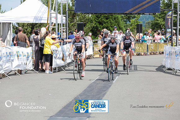 FINISH LINE - 2013 RTCC – Ron Sombilon Photography Team-268-