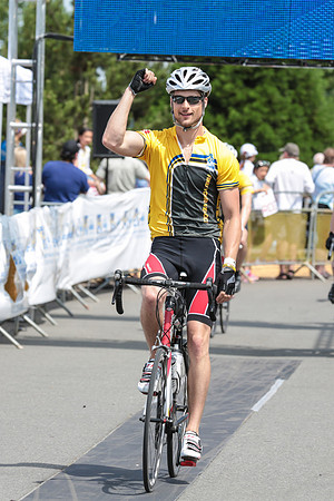 FINISH LINE - 2013 RTCC – Ron Sombilon Photography Team-211
