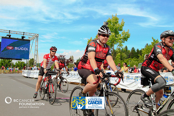 The Motley Crew -finish line –2013 RIDE TO CONQUER CANCER –BC CANCER FOUNDATION – Ron Sombilon Photography_-21-WEB