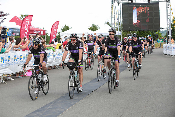 FINISH LINE - 2013 RTCC – Ron Sombilon Photography Team-162