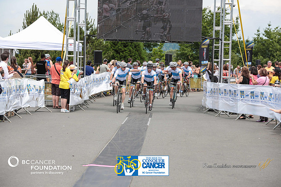 FINISH LINE - 2013 RTCC – Ron Sombilon Photography Team-450-