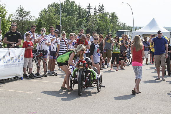 FINISH LINE – HEROES CROSSING –ALBERTA RTCC 2013–  Ron Sombilon Photography-416
