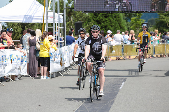 FINISH LINE - 2013 RTCC – Ron Sombilon Photography Team-210