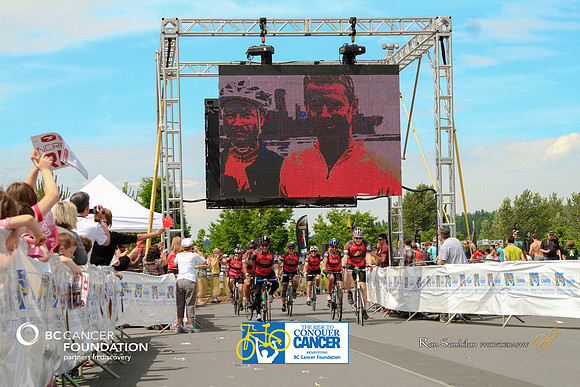 The Motley Crew -finish line –2013 RIDE TO CONQUER CANCER –BC CANCER FOUNDATION – Ron Sombilon Photography_-8-