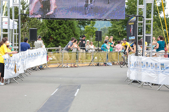 FINISH LINE - 2013 RTCC – Ron Sombilon Photography Team-322