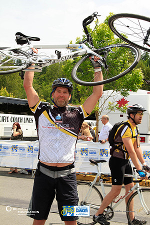 FINISH LINE - 2013 RTCC – Ron Sombilon Photography Team-206-WEB
