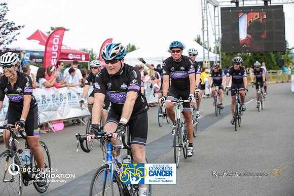 FINISH LINE - 2013 RTCC – Ron Sombilon Photography Team-172-