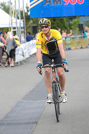 FINISH LINE - 2013 RTCC – Ron Sombilon Photography Team-389