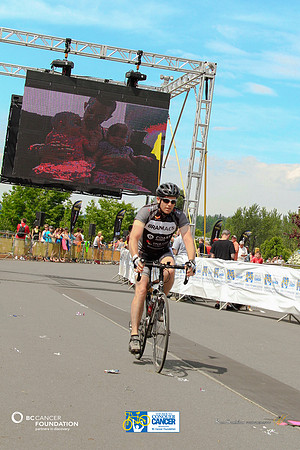 BRAINIACS - Finish Line –2013 RIDE TO CONQUER CANCER –BCCF – Ron Sombilon Photography-93-