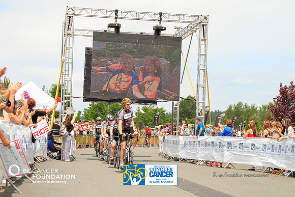 BRAINIACS - Finish Line –2013 RIDE TO CONQUER CANCER –BCCF – Ron Sombilon Photography-49-WEB