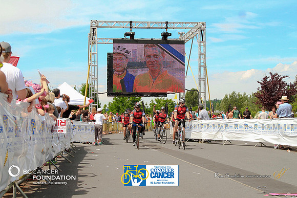 The Motley Crew -finish line –2013 RIDE TO CONQUER CANCER –BC CANCER FOUNDATION – Ron Sombilon Photography_-10-WEB
