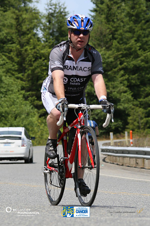 BRAINIACS  - Team en route –2013 RIDE TO CONQUER CANCER –BCCF – Ron Sombilon Photography-96-