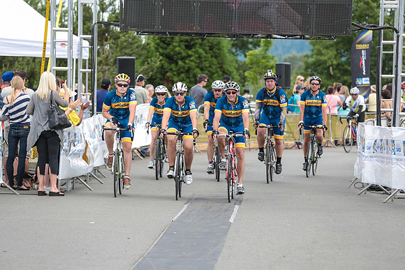 FINISH LINE - 2013 RTCC – Ron Sombilon Photography Team-342