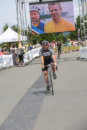 BRAINIACS - Finish Line –2013 RIDE TO CONQUER CANCER –BCCF – Ron Sombilon Photography-26
