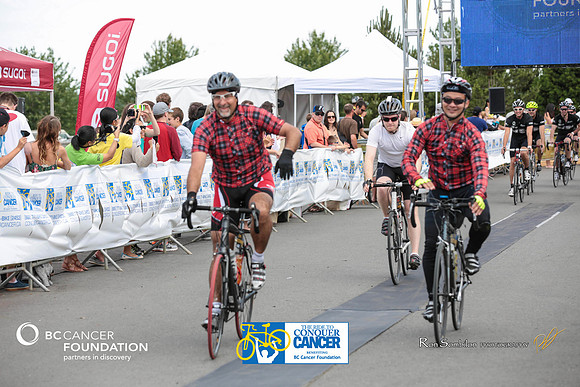 FINISH LINE - 2013 RTCC – Ron Sombilon Photography Team-184-