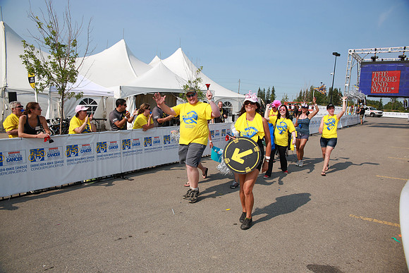 FINISH LINE – VOLUNTEERS-FAMILY-CREW  –ALBERTA RTCC 2013–  Sombilon Photography-78