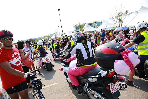 FINISH LINE – VOLUNTEERS-FAMILY-CREW  –ALBERTA RTCC 2013–  Sombilon Photography-57