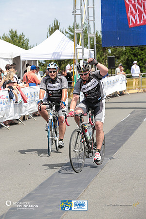 BRAINIACS - Finish Line –2013 RIDE TO CONQUER CANCER –BCCF – Ron Sombilon Photography-14-WEB