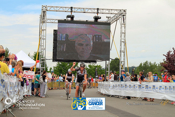 BRAINIACS - Finish Line –2013 RIDE TO CONQUER CANCER –BCCF – Ron Sombilon Photography-80-WEB
