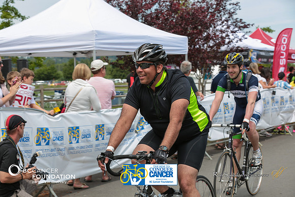 FINISH LINE - 2013 RTCC – Ron Sombilon Photography Team-309-WEB
