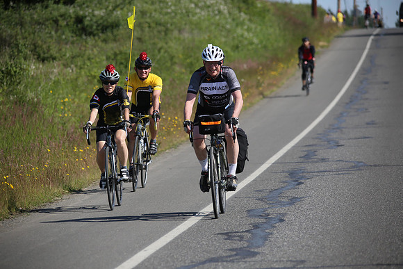 BRAINIACS  - Team en route –2013 RIDE TO CONQUER CANCER –BCCF – Ron Sombilon Photography-144