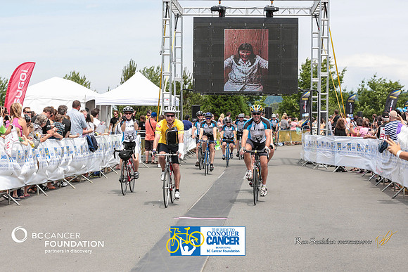 FINISH LINE - 2013 RTCC – Ron Sombilon Photography Team-497-