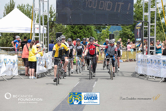 FINISH LINE - 2013 RTCC – Ron Sombilon Photography Team-431-
