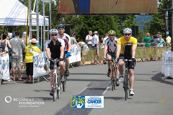 FINISH LINE - 2013 RTCC – Ron Sombilon Photography Team-154-WEB