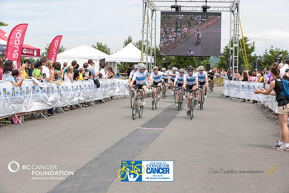 FINISH LINE - 2013 RTCC – Ron Sombilon Photography Team-451-