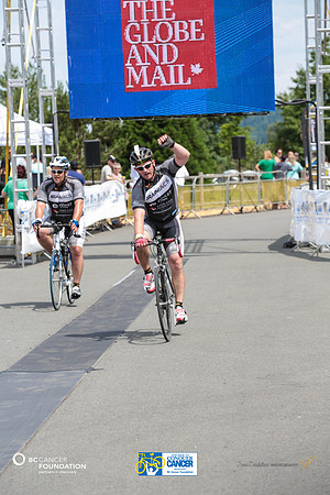 BRAINIACS - Finish Line –2013 RIDE TO CONQUER CANCER –BCCF – Ron Sombilon Photography-12-