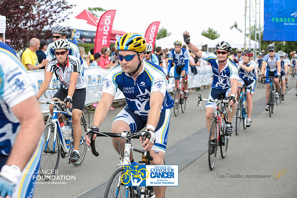 FINISH LINE - 2013 RTCC – Ron Sombilon Photography Team-370-