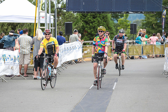 FINISH LINE - 2013 RTCC – Ron Sombilon Photography Team-338