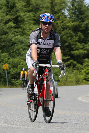 BRAINIACS  - Team en route –2013 RIDE TO CONQUER CANCER –BCCF – Ron Sombilon Photography-95