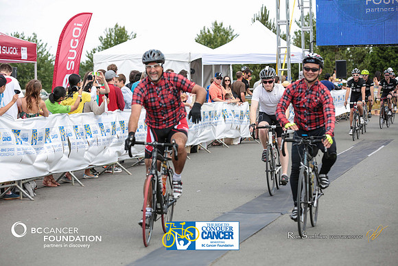 FINISH LINE - 2013 RTCC – Ron Sombilon Photography Team-184-WEB