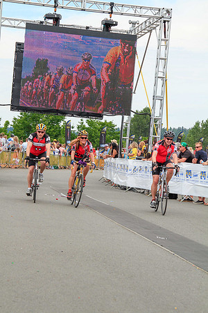 Riders for Ryders 33 - Finish  -2013 RIDE TO CONQUER CANCER –BC CANCER FOUNDATION – Ron Sombilon Photography_-14