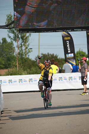 FINISH LINE – HEROES CROSSING –ALBERTA RTCC 2013–  Ron Sombilon Photography-140
