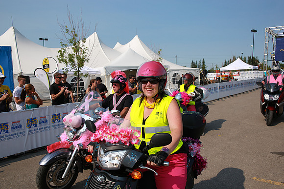 FINISH LINE – VOLUNTEERS-FAMILY-CREW  –ALBERTA RTCC 2013–  Sombilon Photography-27