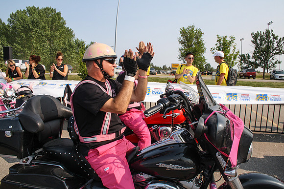 FINISH LINE – VOLUNTEERS-FAMILY-CREW  –ALBERTA RTCC 2013–  Sombilon Photography-99