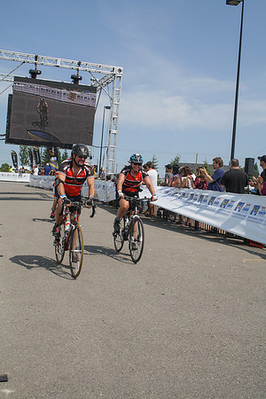 FINISH LINE – HEROES CROSSING –ALBERTA RTCC 2013–  Ron Sombilon Photography-382