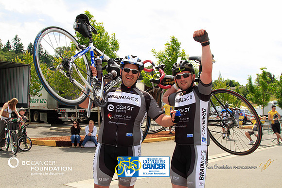 BRAINIACS  - Team en route –2013 RIDE TO CONQUER CANCER –BCCF – Ron Sombilon Photography-11-
