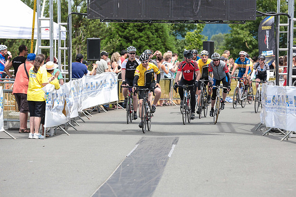 FINISH LINE - 2013 RTCC – Ron Sombilon Photography Team-430