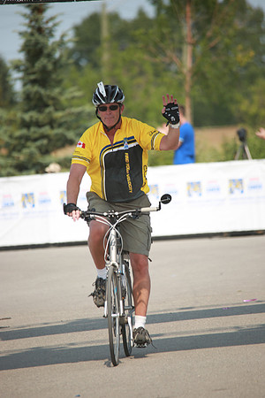 FINISH LINE – HEROES CROSSING –ALBERTA RTCC 2013–  Ron Sombilon Photography-106
