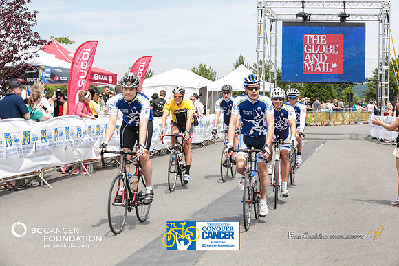 FINISH LINE - 2013 RTCC – Ron Sombilon Photography Team-464-WEB
