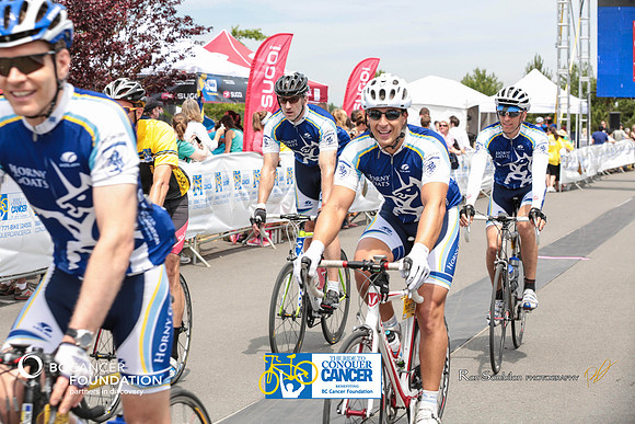FINISH LINE - 2013 RTCC – Ron Sombilon Photography Team-465-