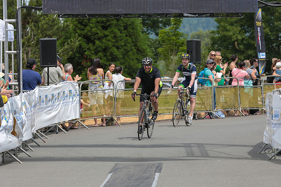 FINISH LINE - 2013 RTCC – Ron Sombilon Photography Team-306