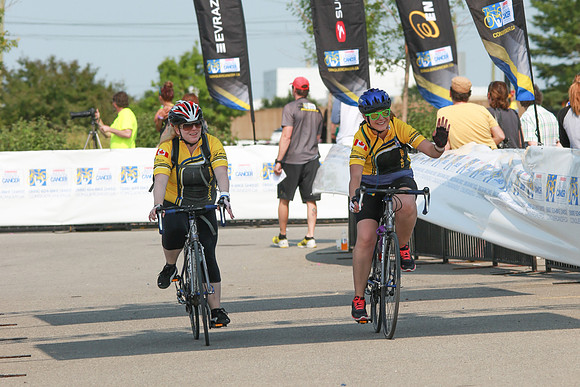FINISH LINE – HEROES CROSSING –ALBERTA RTCC 2013–  Ron Sombilon Photography-176